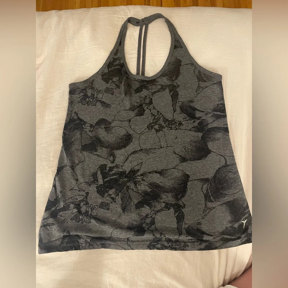Set of 7! - Old Navy Women’s Work Out Tops